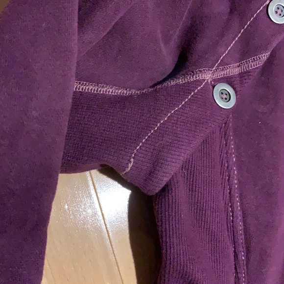 🌟HP🌟EUC Lululemon Special Edition Burgundy Hoodie detachable sleeves - size 10 - Picture 14 of 16